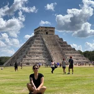 Meet your Posher, Raisa